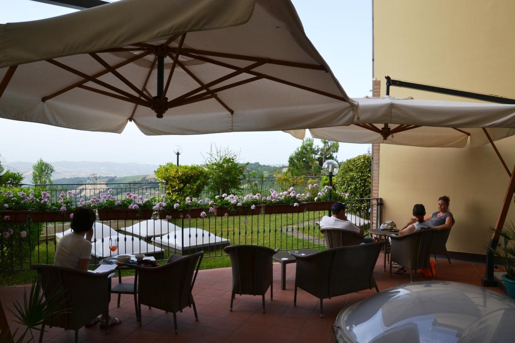 Hotel Mamiani & Relaxing Spa Urbino Extérieur photo